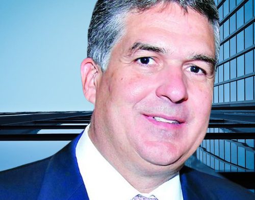 Francisco Martinelli: abogado experto en energías renovables