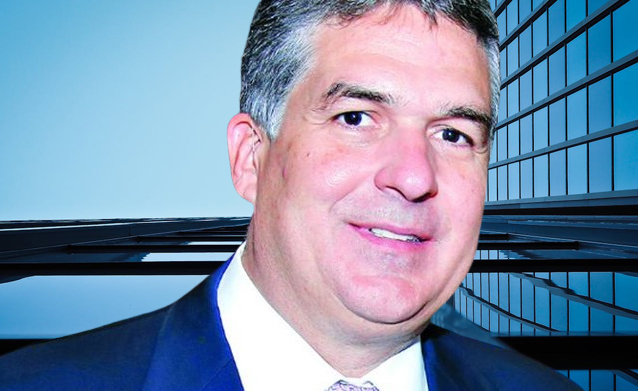 Francisco Martinelli: abogado experto en energías renovables