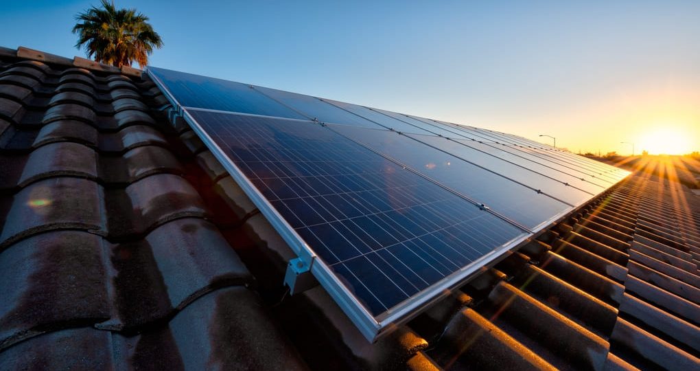 ¿Cómo los paneles solares pueden transformar tu hogar en Costa Rica?